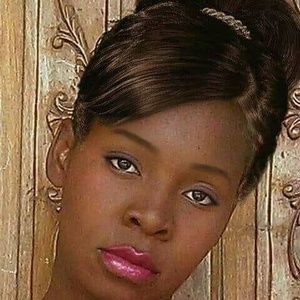 Meet your Posher, Naomi